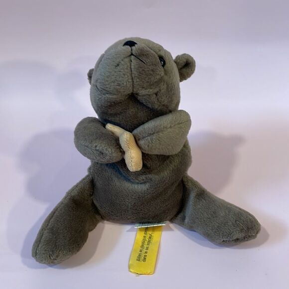 Vintage 1998 GANZ Otto the Otter with Starfish Good Used Condition 7.5” long - Picture 2 of 11